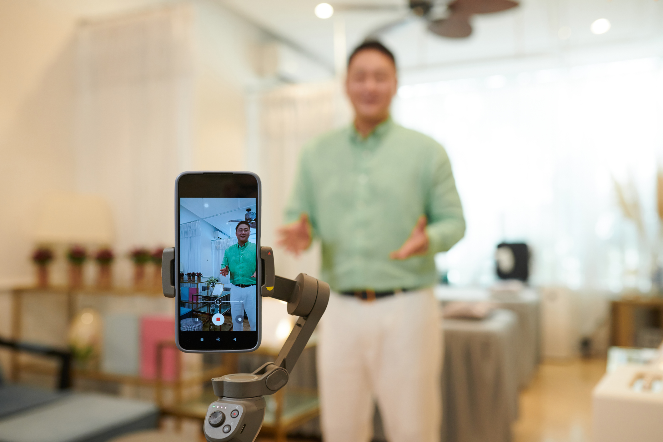 The Everyday Tech Devices That Make Real Estate Work Easier