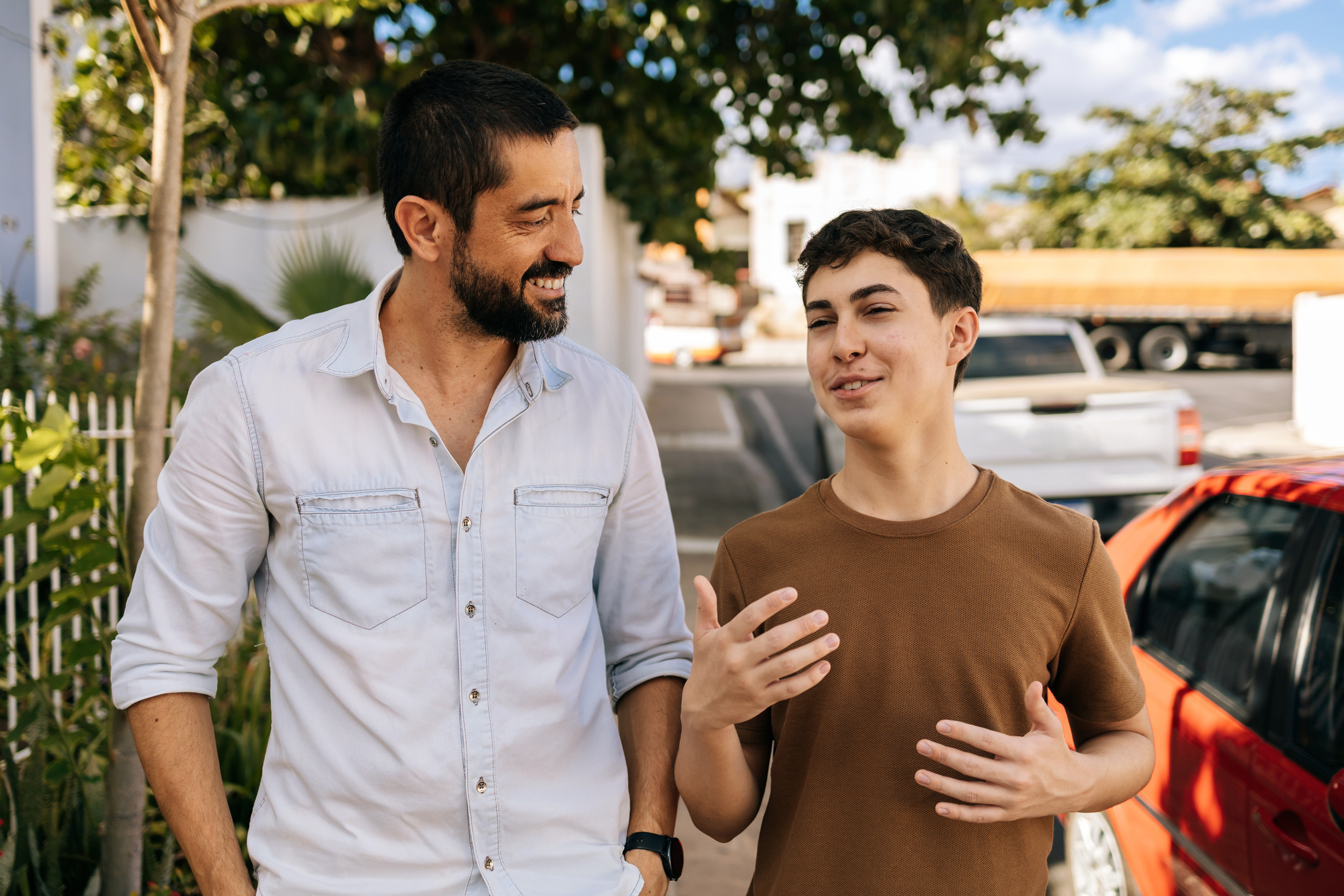 Consumer Guide: Talk to Your Teens About Money and Homeownership